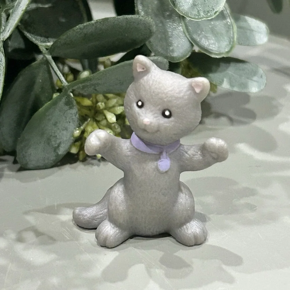 Fisher Price Loving Family Vintage 99' Dollhouse Gray Pet Standing Cat Kitten